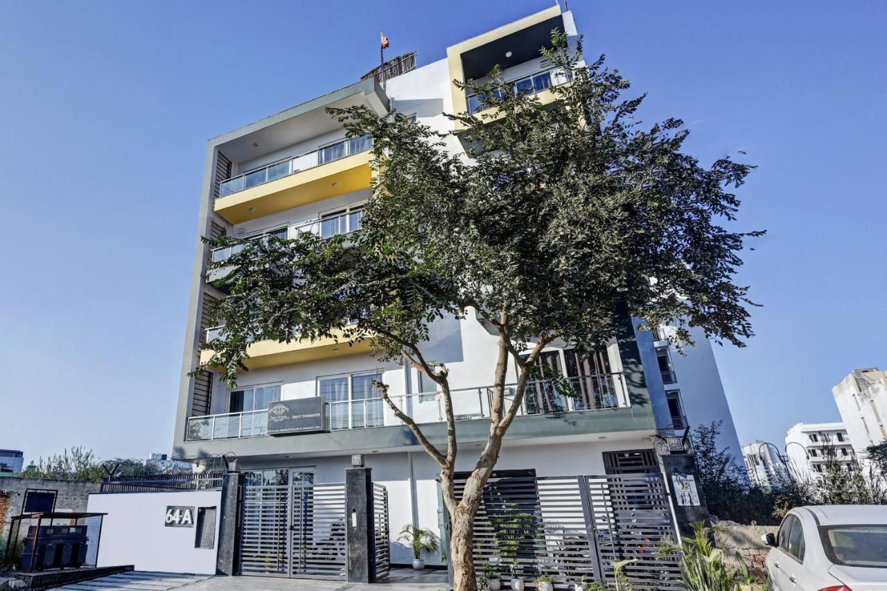 Super Townhouse Tipsyy Near Bestech Central Square Mall Gurgáon Exteriér fotografie
