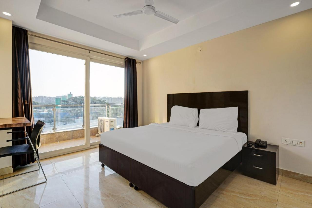 Super Townhouse Tipsyy Near Bestech Central Square Mall Gurgáon Exteriér fotografie
