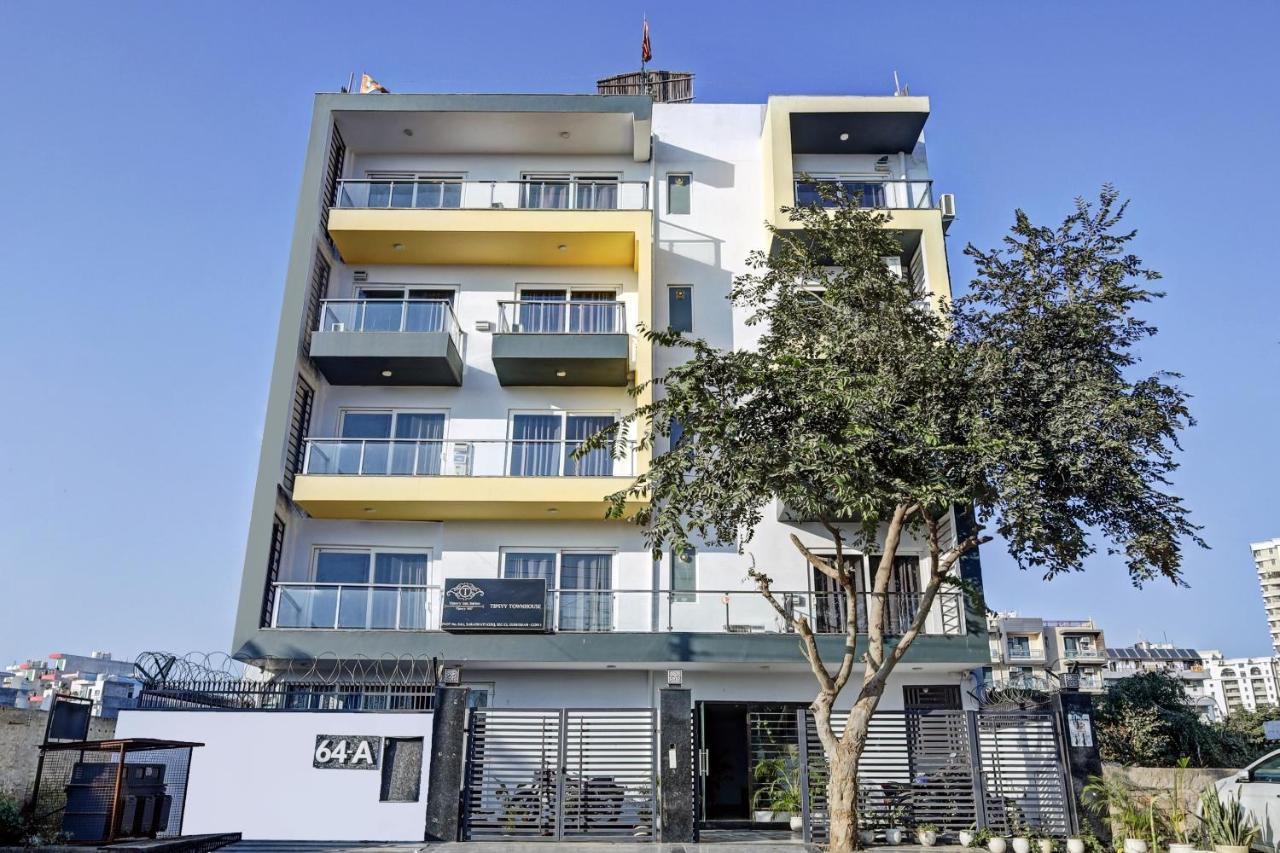 Super Townhouse Tipsyy Near Bestech Central Square Mall Gurgáon Exteriér fotografie