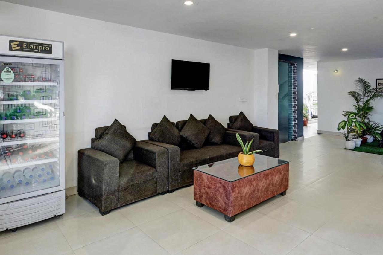 Super Townhouse Tipsyy Near Bestech Central Square Mall Gurgáon Exteriér fotografie