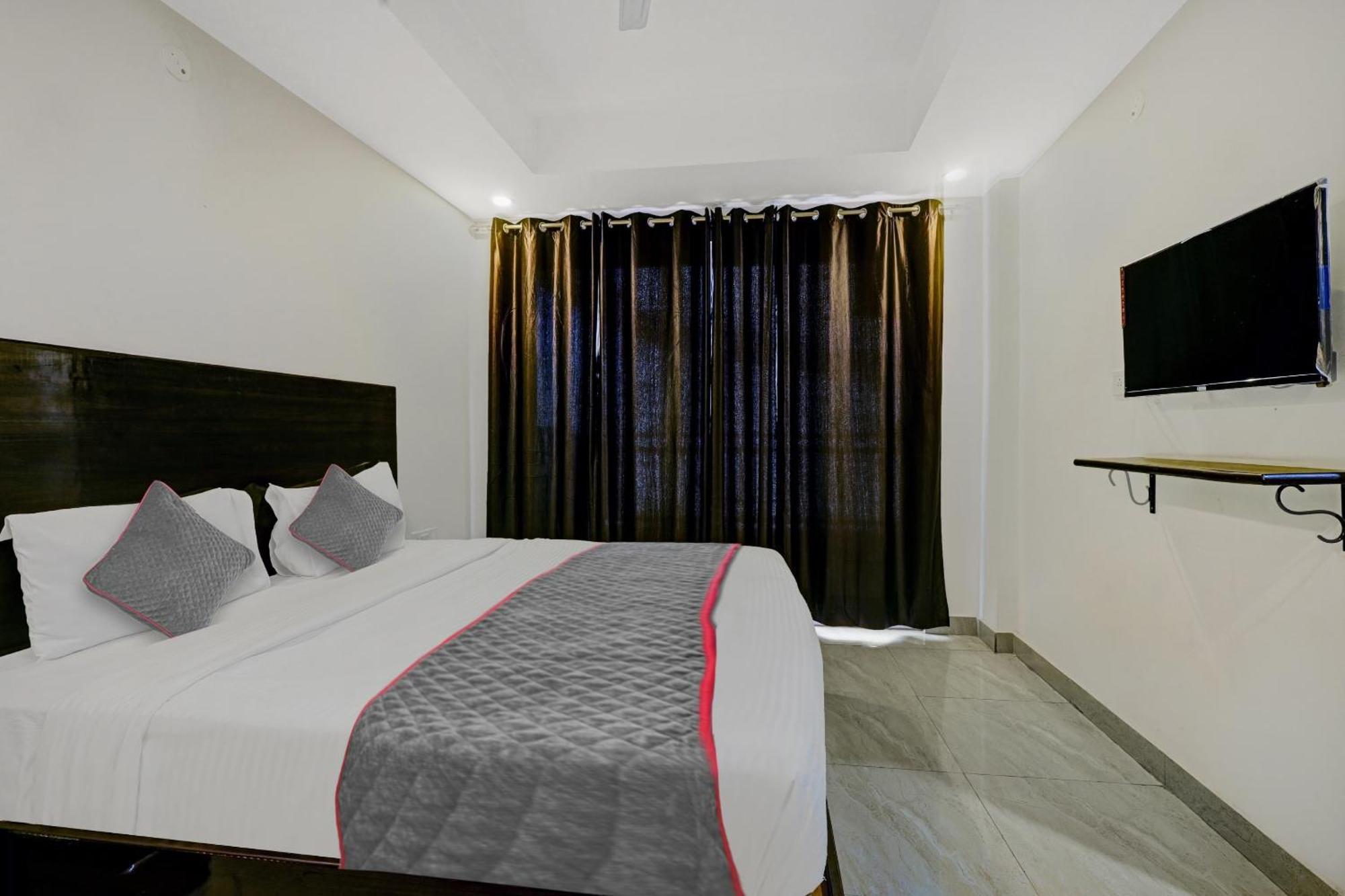 Super Townhouse Tipsyy Near Bestech Central Square Mall Gurgáon Exteriér fotografie