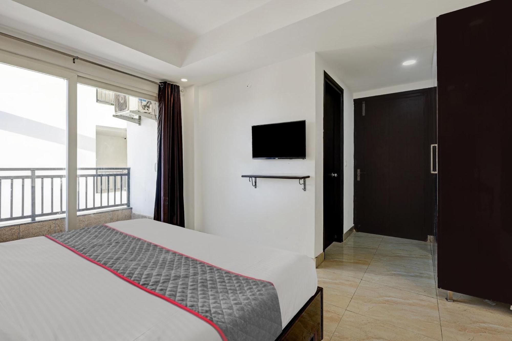 Super Townhouse Tipsyy Near Bestech Central Square Mall Gurgáon Exteriér fotografie