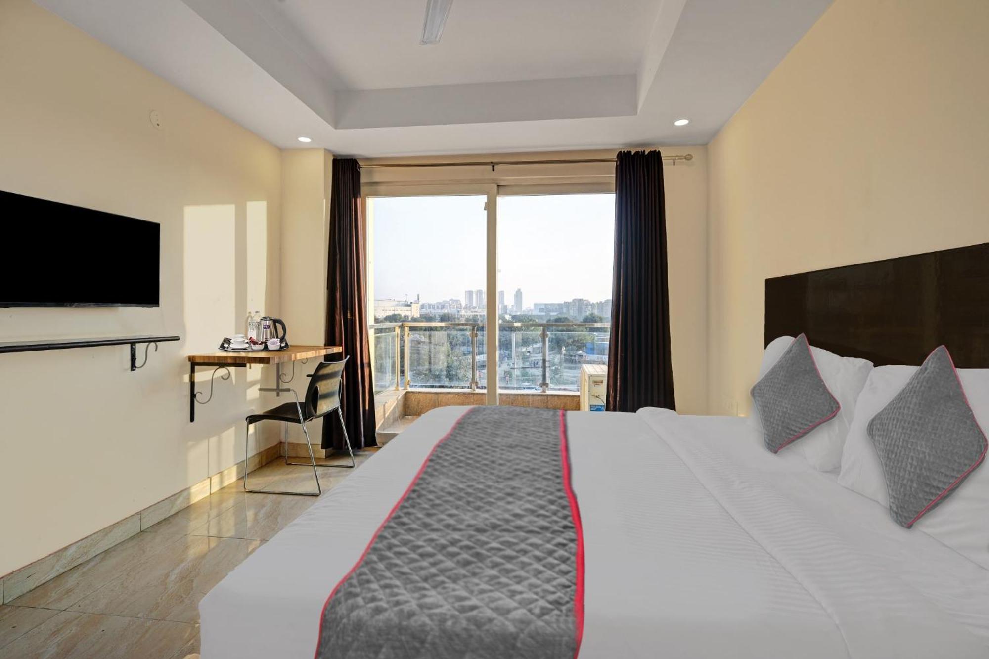 Super Townhouse Tipsyy Near Bestech Central Square Mall Gurgáon Exteriér fotografie