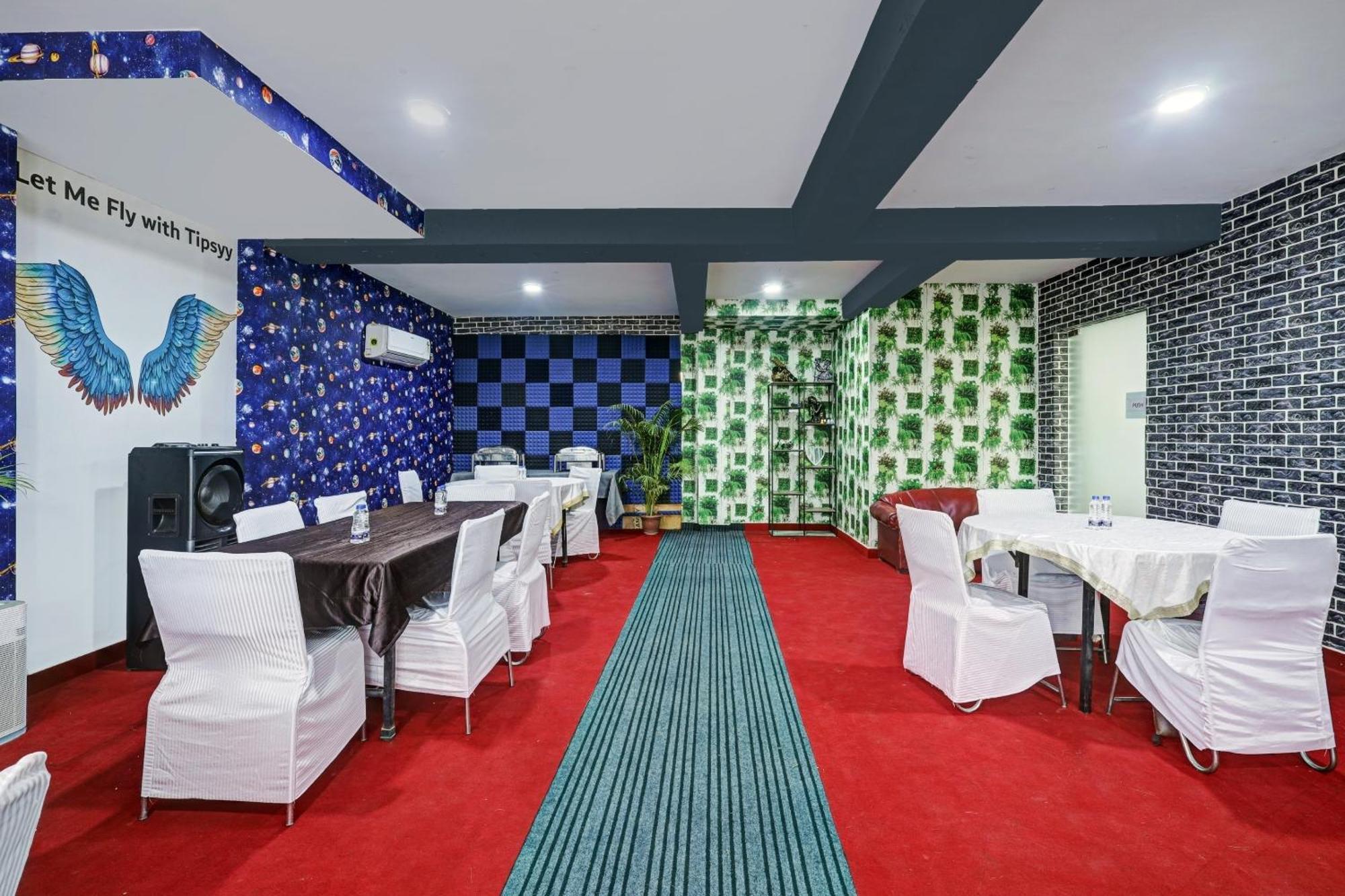Super Townhouse Tipsyy Near Bestech Central Square Mall Gurgáon Exteriér fotografie