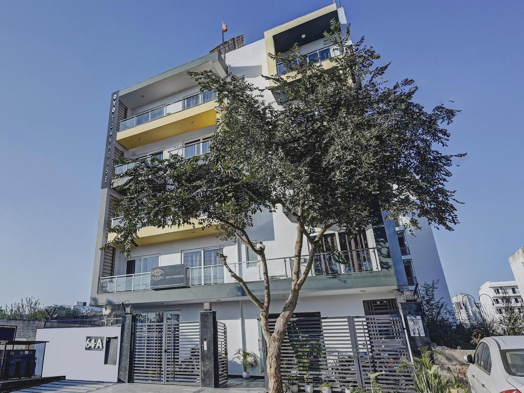 Super Townhouse Tipsyy Near Bestech Central Square Mall Gurgáon Exteriér fotografie