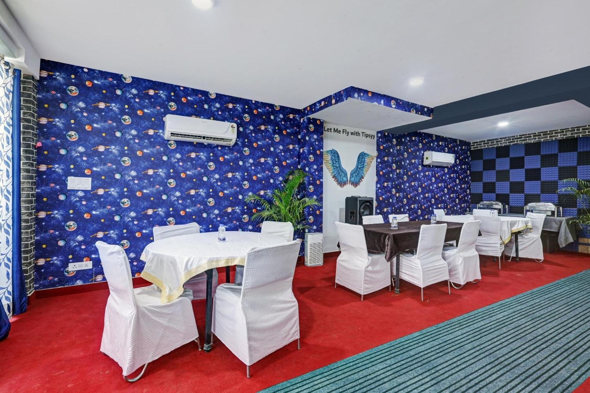 Super Townhouse Tipsyy Near Bestech Central Square Mall Gurgáon Exteriér fotografie